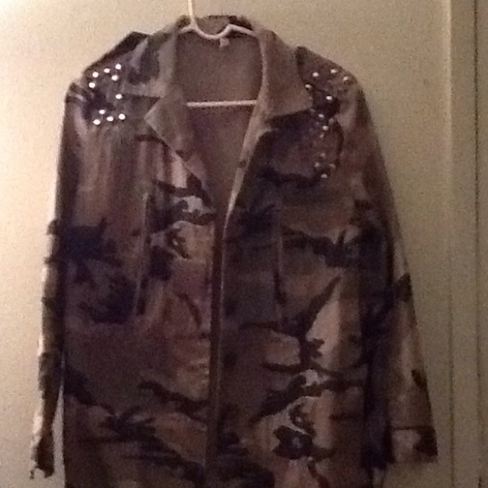 Woman's Camouflaged Jacket with studs